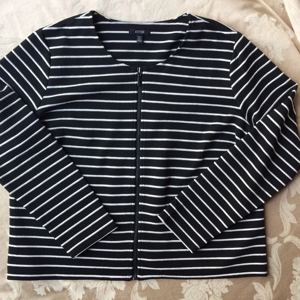 Apt.9 Black & White Stripe Knit Jacket.18260